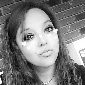 Meet your Posher, Mallory